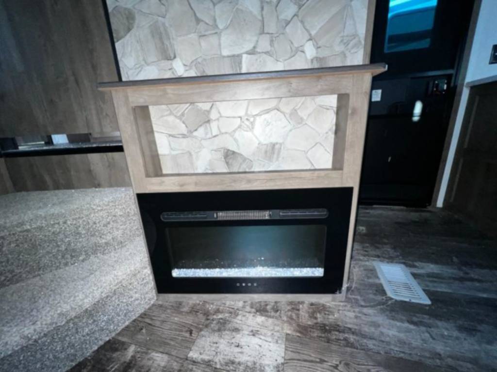 FOREST RIVER WOLF PACK 31PACK12