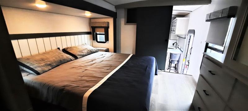 FOREST RIVER SALEM HEMISPHERE ELITE 36FL