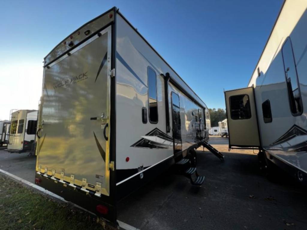 FOREST RIVER WOLF PACK 31PACK12