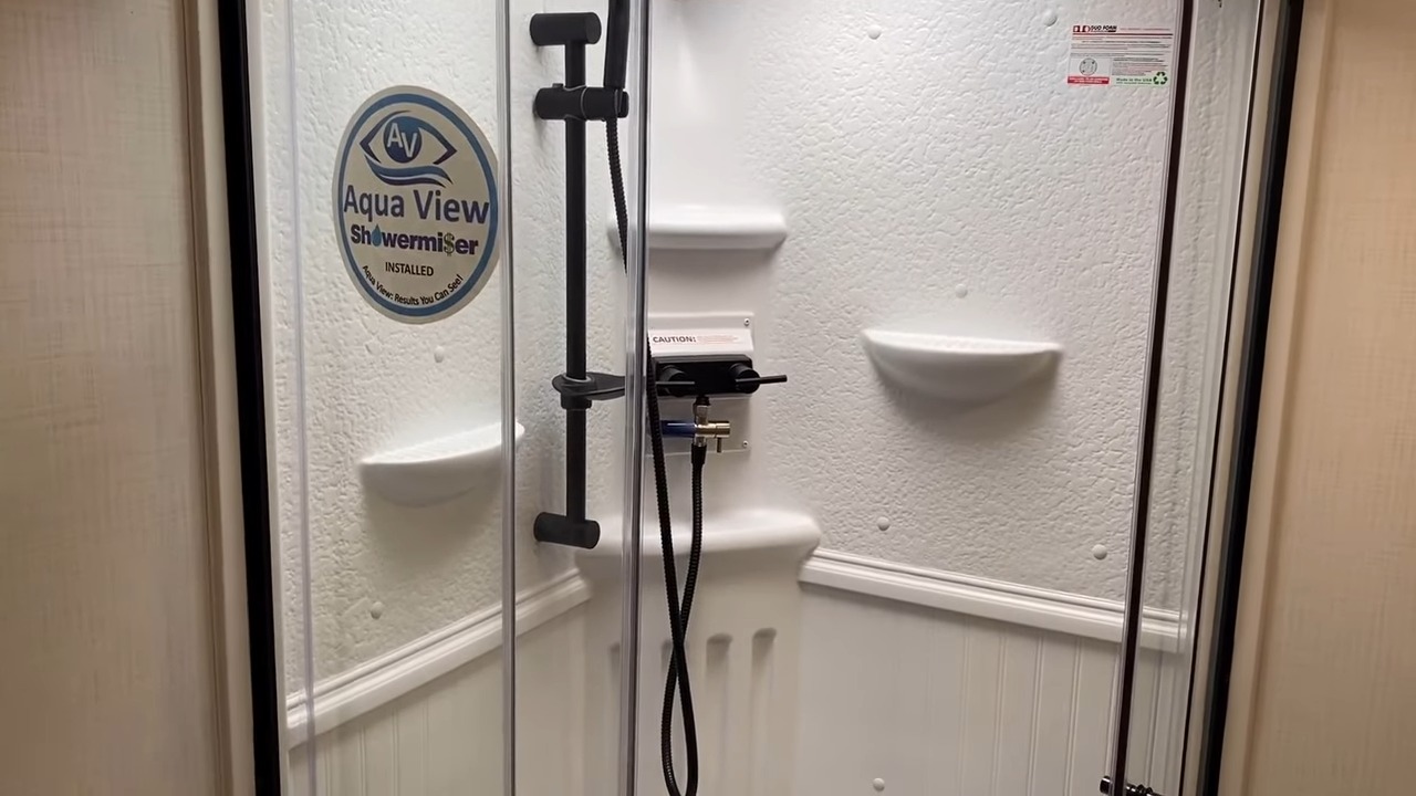 FOREST RIVER ROCKWOOD 373BH