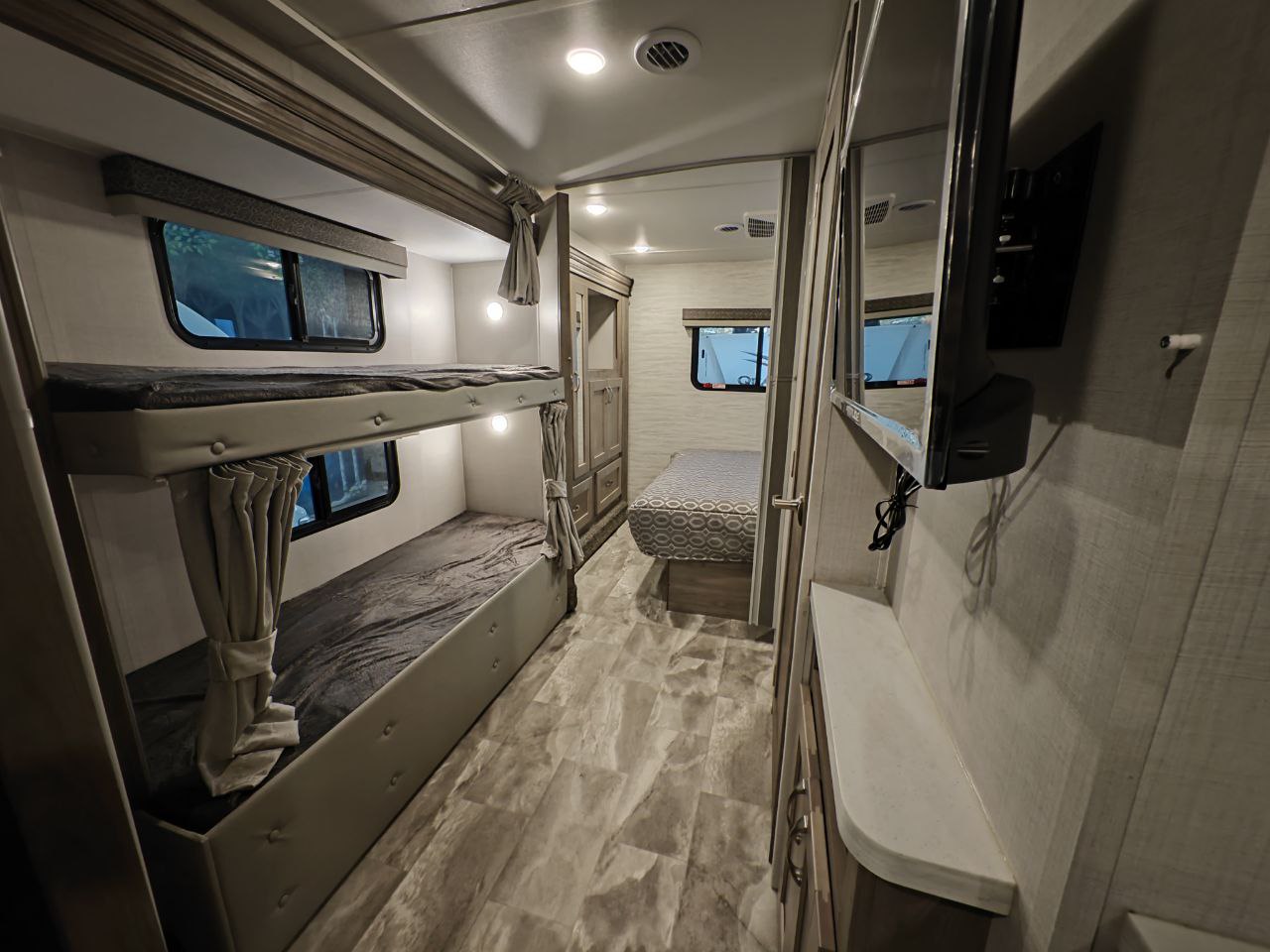 Gulf Stream CONQUEST 63111
