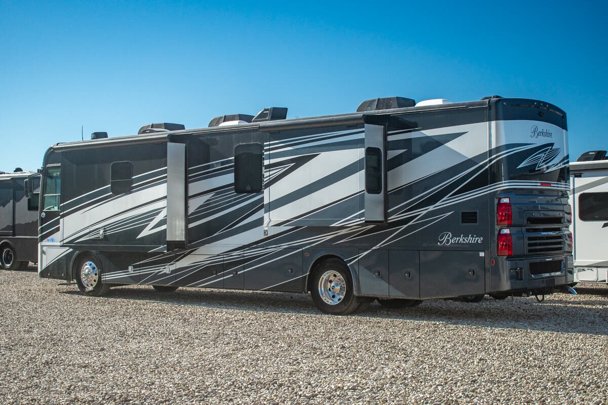 FOREST RIVER BERKSHIRE 40F