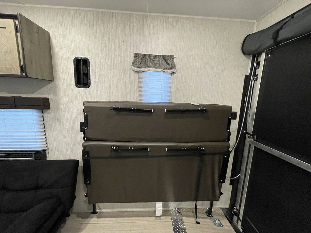 PALOMINO PUMA 24FBC