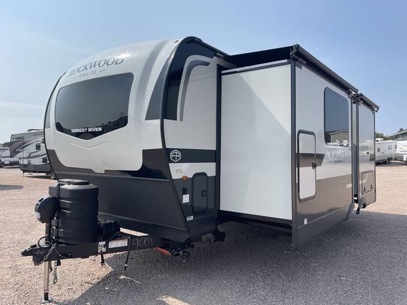FOREST RIVER ROCKWOOD MINI LITE 2523MBR