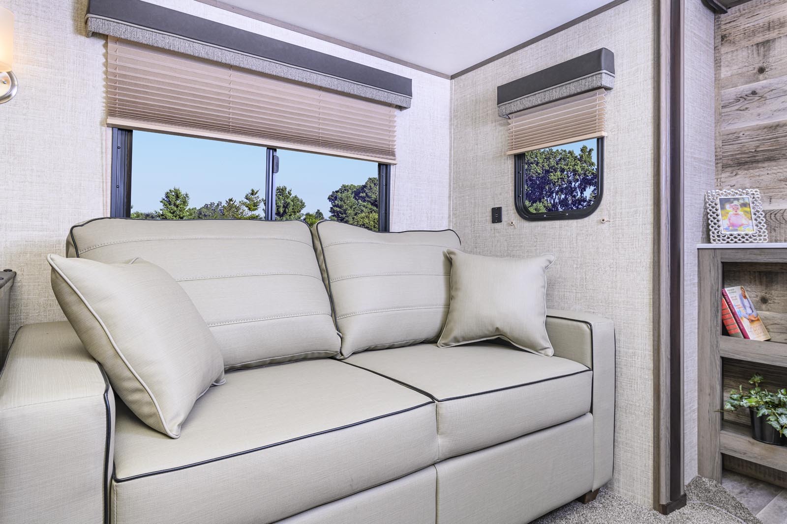 Conquest 295SBW