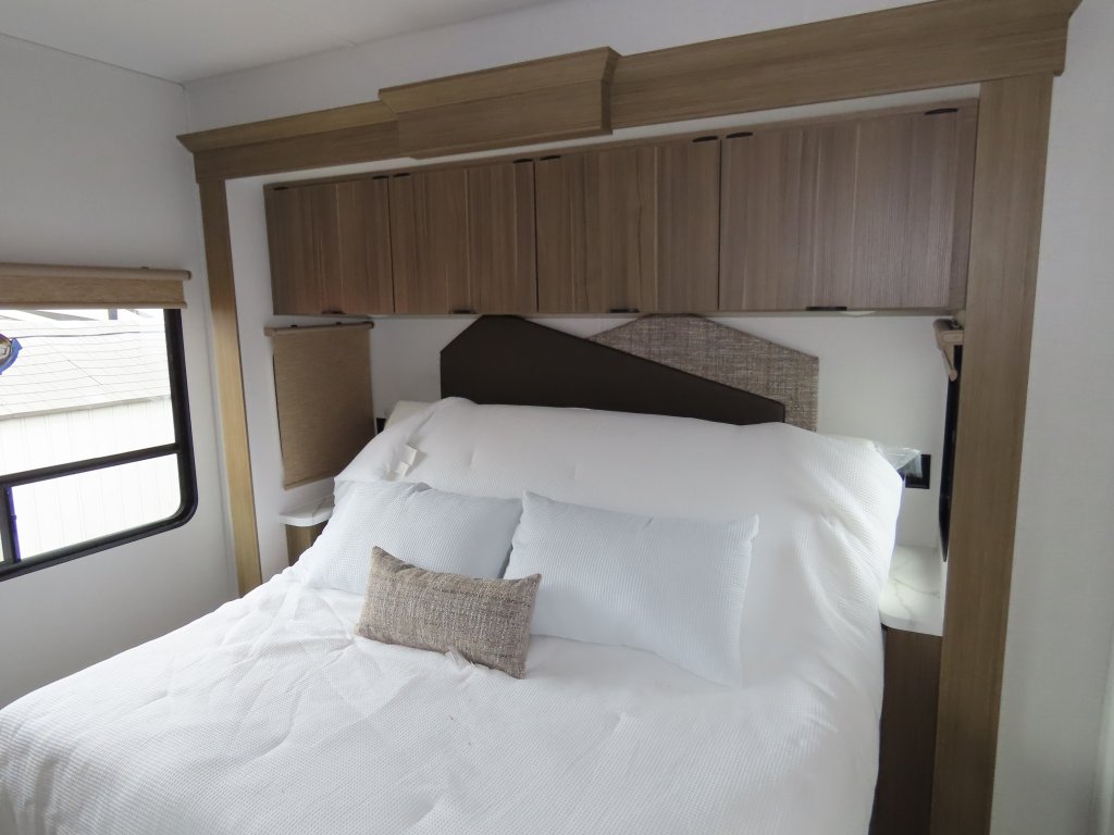 FOREST RIVER Salem Classic Villa 353FLFB