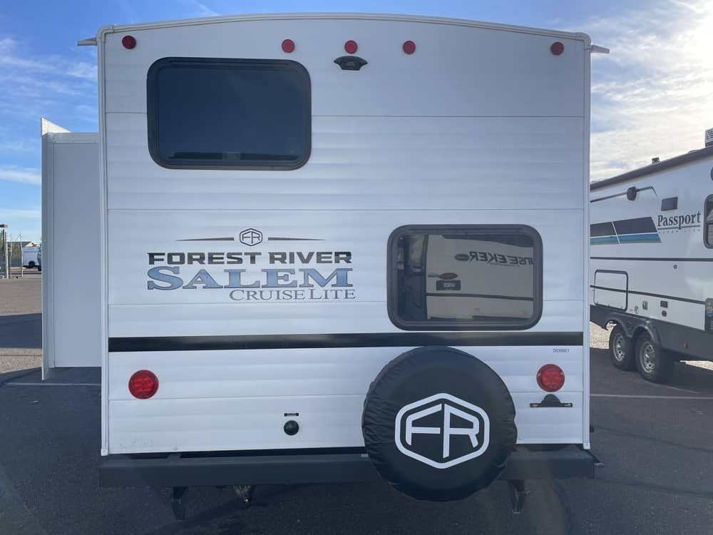 FOREST RIVER SALEM CRUISE LITE 28ICE