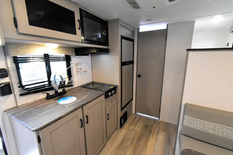 Coachmen CLIPPER 18BH