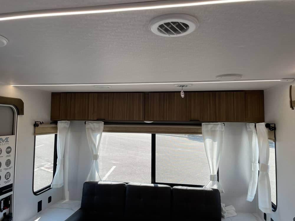 FOREST RIVER SALEM CRUISE LITE 24RLXL