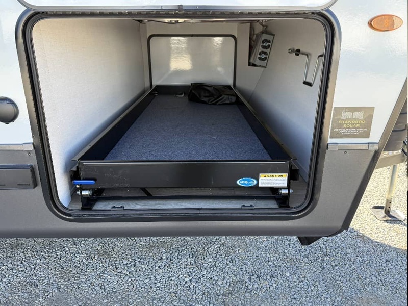 FOREST RIVER ROCKWOOD ULTRA LITE 2906RL