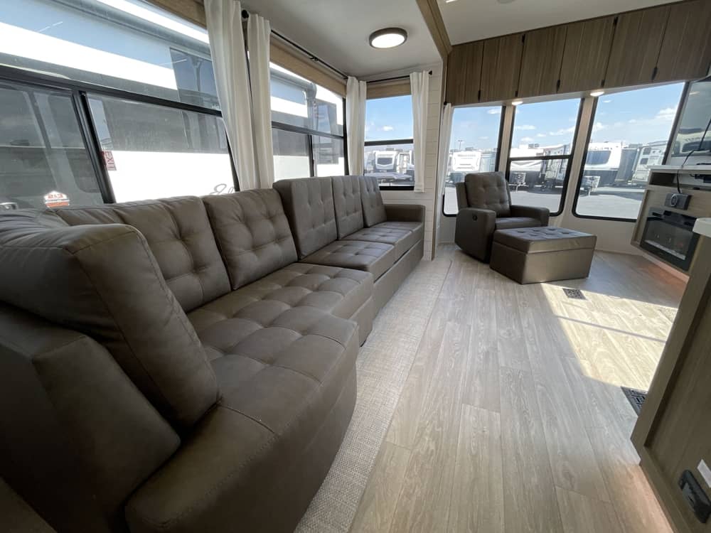 FOREST RIVER Salem Classic Villa 40FDEN
